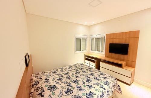 Passa Quatro House | Sauna Piscina e Vista Nova e Confortável