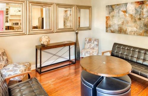 Old West Broad Neighborhood House | Savannah Lez Frederick