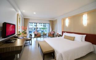 Patong Resort | Sawaddi Patong Resort & Spa by Tolani