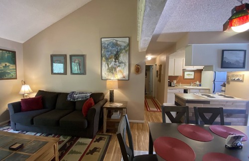 Georgetown Condo | Saxon Mountain Condo sleeps 8: steps to Georgetown Lake and fishing:pet friendly