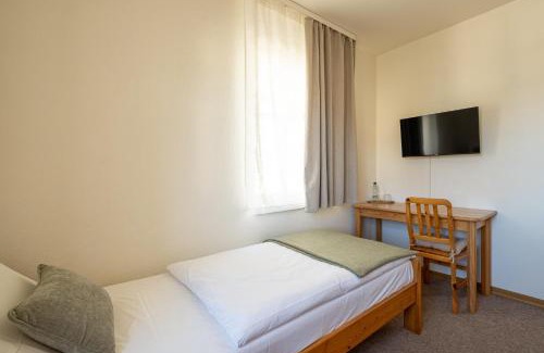 Olbernhau House | SB-"PENSION Berggasse" - Gemeinschaftsküche, WIFI, Smart-TV, Zentral!
