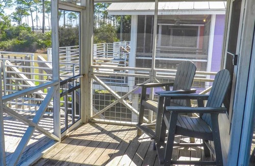 Cape San Blas Cottage | Scallop Cove #4 - Sunshine Daydream - Bayfront, Pet Friendly, Save 15% on 25' Bookings!