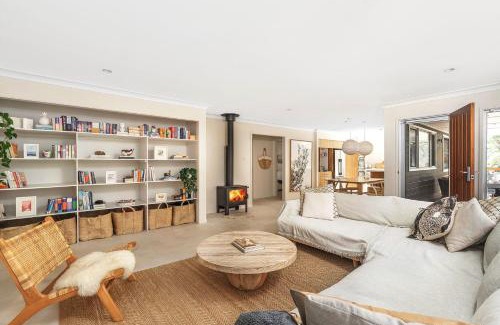 Vincentia House | Scandi Beach House, Vincentia