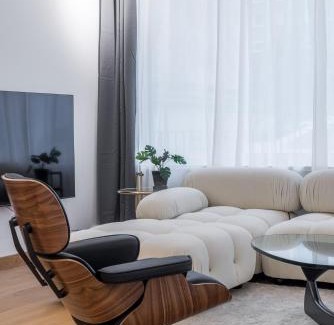 Hietalahti Apartment | Scandinavian Design Townhouse with Private Sauna
