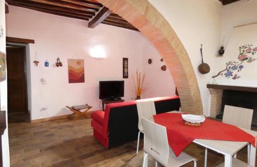Amelia House | SCAPPO IN UMBRIA, Porta Leone