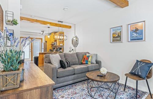 Harvie Heights House | Scenic 2BR Haven with MTN Views Near DT Banff