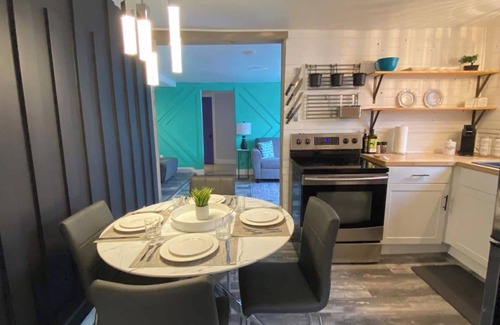 Quidi Vidi House | Scenic Bliss In Quidi Vidi Sleep4 + New Hot Tub