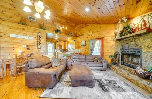 Octavia Apartment | Scenic Oklahoma Studio Cabin on 80 Acres with Views!