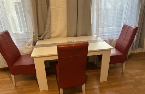 Gladbach Apartment | Schöne 2 Zi Whg MG Altstadt