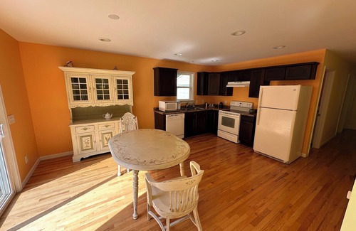 Rosman Cottage | Schalk's Big Woods Cottage