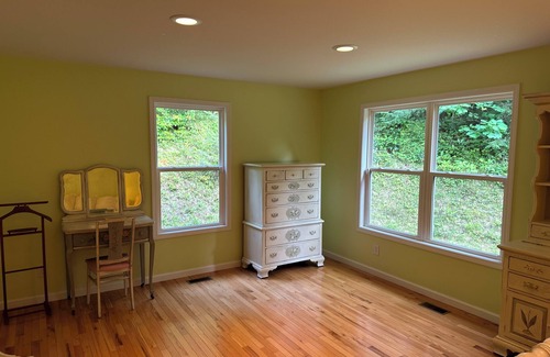 Rosman Cottage | Schalk's Big Woods Cottage