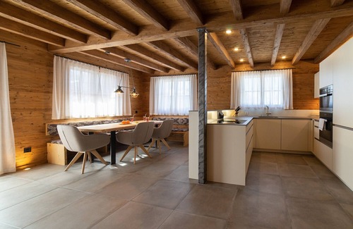 Wildhaus House | Schibenstoll 4-room chalet near the mountain railways