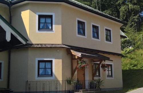 Berchtesgaden Apartment | Schloss Fürstenstein