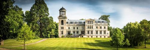 Kaarz Hotel | Schloss Kaarz mit Park