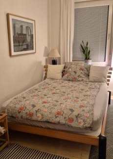 Flehe House | Schoenes helles Zimmer mit Bad, Nähe Bilk, Nähe Uni