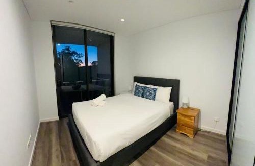 Schofields Apartment | Schofields Brand New 2 Br Apt Parking Privacy