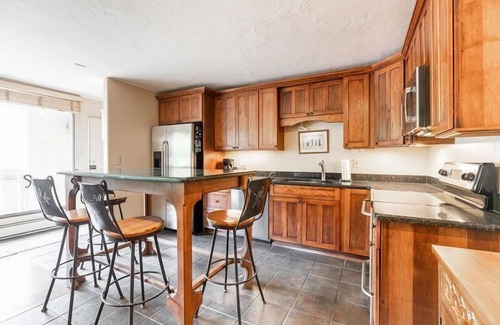 Vail Apartment | Scorpio Condos Vail Village
