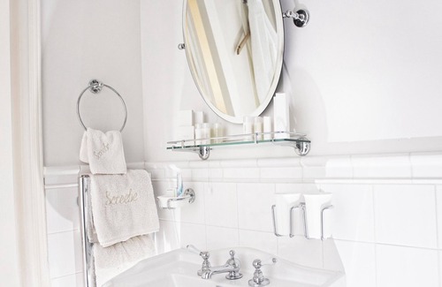 Derravonniff Bed & Breakfast | Screebe House