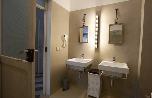 Vaccarizzo Albanese Bed & Breakfast | Scura palace home of the Scura family