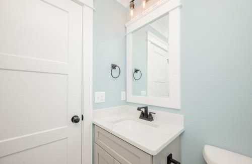 Oak Island House | Sea-Batical