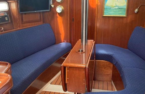 Belem Boat Rental | Sea Bloom - Sleep & Sail in Tejo