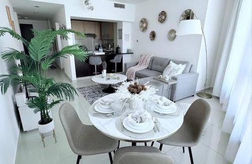 Abu Dhabi Apartment | Sea Breeze 1BR in Luxury Complex with Sea View Pools Gym on Reem Island