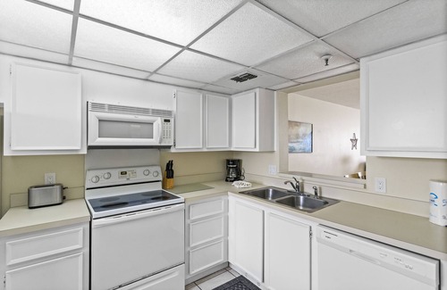 Madeira Beach Condo | Sea Breeze 203 | Spacious Gulf-Front Retreat with Balcony Sunsets