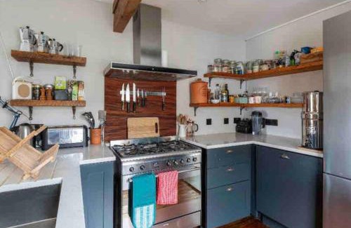 Margate Apartment | SEA BREEZE APARTMENT