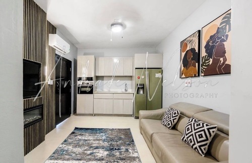 Montego Bay Cottage | Sea-Breeze Cottage Montego Bay Jamaica