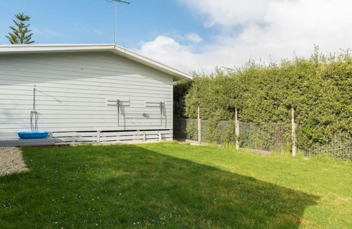 Cowes House | SEA COTTAGE 2-6 GUESTS Pets Welcome