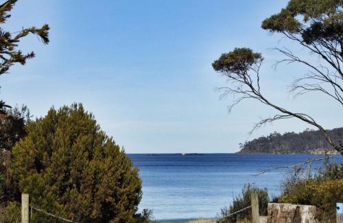 Surveyors Bay House | Sea Eagle at Roaring Beach