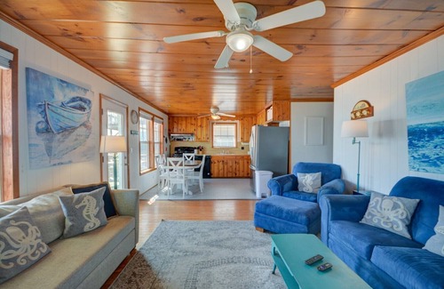 Surf City House | "Sea La Vie" - Oceanfront Dog Friendly Home in Surf City - Sleeps 7