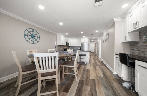 Redington Shores Apartment | Sea Oats Condo #302 Direct Gulf with Heated Pool