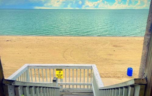 North Beach Hotel | Sea Shell Inn on the Beach