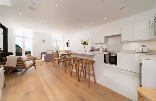 Lynmouth Apartment | Sea View, 3 bedroom seaside holiday apartment on Exmoor