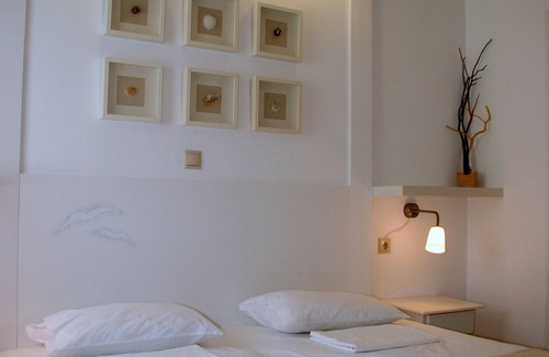 Irakleia Apartment | Sea view 5 min from the beach