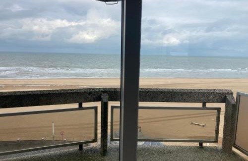 Ostend City Centre Apartment | Sea view Aldis