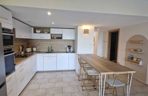 Marine de Saint Ambroggio Apartment | Sea view apartment with garden near Calvi and Ile Rousse