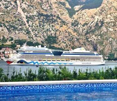 Kotor Old Town Apartment | Sea view apartment with heated pool