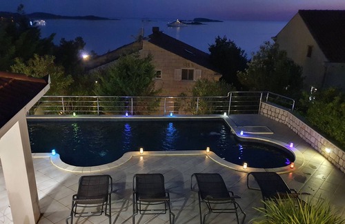 Plat Apartment | Sea view app with swimming pool just 5 min from the beach