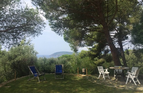 Capoliveri House | Sea-view cottage a stone's throw from the beach near Capoliveri
