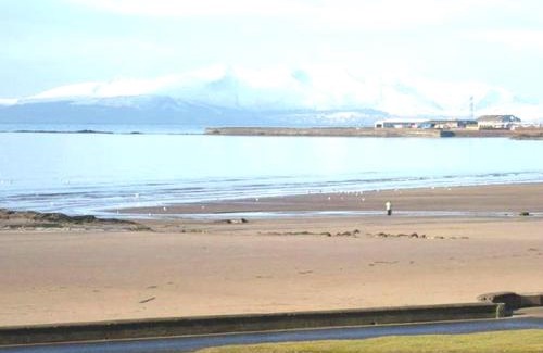 Ardrossan Apartment | Sea View
