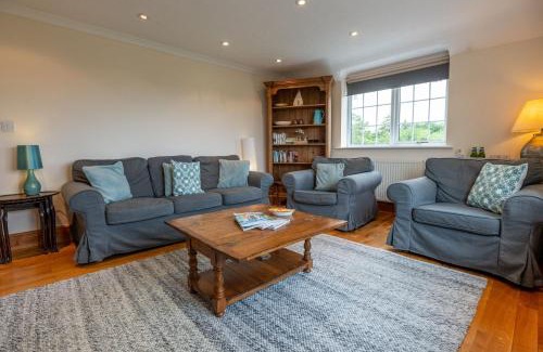 Dulas House | Sea View