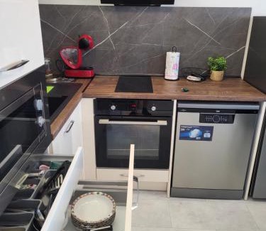 Varna Apartment | Sea view luxury appartment-parking