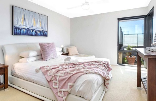 Boat Harbour Apartment | Sea View Retreat - Ocean Views, Pool, Spa