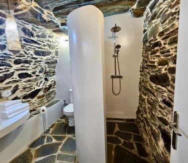 Andros House | Sea View Stonehouse