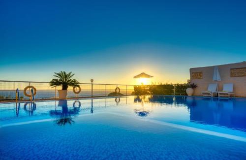 Skala Villa | Sea View Villa Paramonas