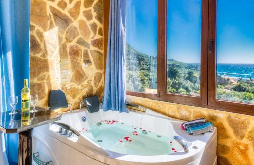 Skala Villa | Sea View Villa Paramonas