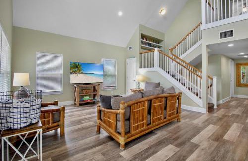 Holmes Beach House | Seabreeze Cottage