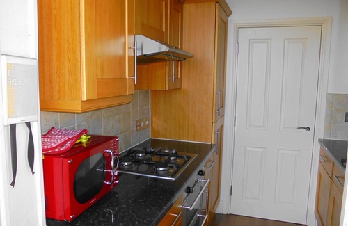 Eastbourne City Centre Apartment | Seabreeze, Seafront Location, location, location!